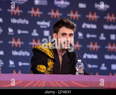Alvan von Alvan &amp; Ahez (Fulenn) Frankreich während des Eurovision Song Contest 2022, einer Künstler-Pressekonferenz, am 05. Mai 2022, im Pala Alpitour in Turin Stockfoto