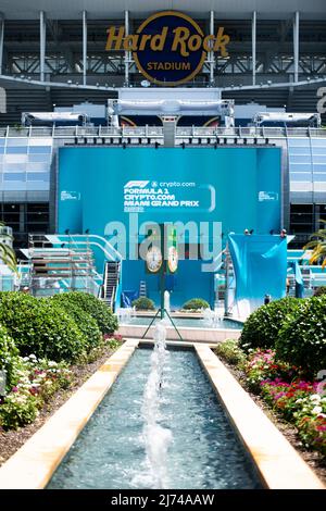 Miami, Florida, USA. 5.. Mai 2022, Circuit Atmosphere. Miami Grand Prix, Donnerstag, 5.. Mai 2022. Miami International Autodrome, Miami, Florida, USA. Quelle: James Moy/Alamy Live News Stockfoto