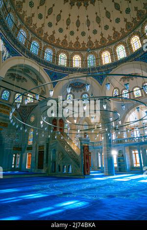 Azapkapi Sokollu Mehmet Pasa Moschee in Istanbul. Istanbul Türkei - 1.14.2022 Stockfoto