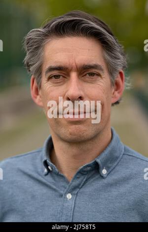 04. Mai 2022, Niedersachsen, Göttingen: Michael Meeske, Geschäftsführer des Bundesliga-Fußballvereins VfL... Foto: Swen Pförtner/dpa Stockfoto