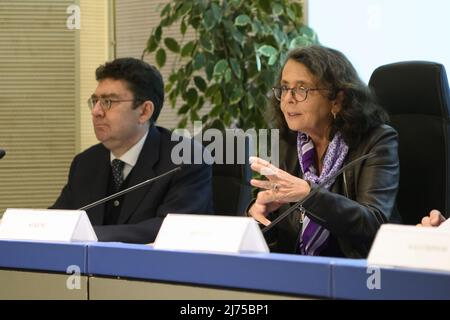 Marina Sereni (stellvertretende Ministerin für auswärtige Angelegenheiten und internationale Zusammenarbeit) während der Pressekonferenz zur Präsentation der Codeway - Cooperation Development Expo auf der Farnesina, 6.. Mai 2022, Rom Italien Stockfoto