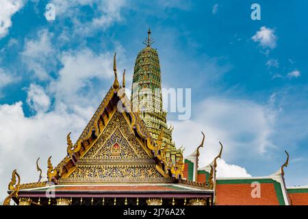 Königliches Pantheon, Prasat Phra Dhepbidorn, Königlicher Palast, Großer Palast, Wat Phra Kaeo, Tempel des Smaragdbuddhas, Bangkok, Thailand, Asien Stockfoto