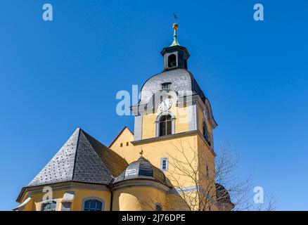 Deutschland, Suhl, St. Mary's Lutherische Kirche ist die älteste Kirche in der Stadt Suhl. Die Kirche wurde zwischen 1487 und 1491 erbaut. Der Kirchturm hat einen quadratischen Grundrisplatz und eine walisische Kuppel. Stockfoto