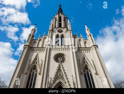 Deutschland, Bad Ems, katholische Pfarrkirche St. Martin, Ostfassade Stockfoto