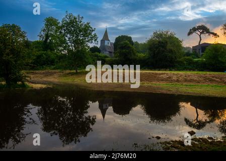 St. Michael the Archangel Parish Church des kleinen East Sussex-Dorfes Litlington. England, Großbritannien Stockfoto