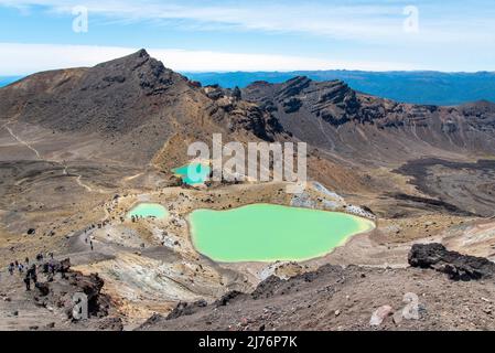 Blick auf die Emerald Lakes am Tongariro Alpine Crossing, Nordinsel Neuseelands Stockfoto