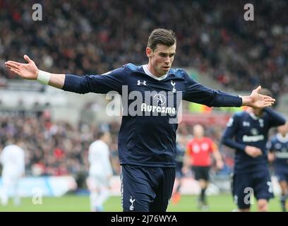 30. März 2013 - Fußball - Barclays Premiership Fußball - Swansea City Vs. Tottenham Hotspur - Gareth Bale von Tottenham Hotspur feiert sein Ziel, den 2. für Tottenham Hotspur . - Foto: Paul Roberts / Pathos. Stockfoto