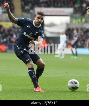 30. März 2013 - Fußball - Barclays Premiership Fußball - Swansea City Vs. Tottenham Hotspur - Kyle Walker von Tottenham Hotspur. - Foto: Paul Roberts / Pathos. Stockfoto