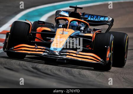 Miami, USA. 06.. Mai 2022. Daniel Ricciardo (AUS) McLaren MCL36. Miami Grand Prix, Freitag, 6.. Mai 2022. Miami International Autodrome, Miami, Florida, USA. Quelle: James Moy/Alamy Live News Stockfoto
