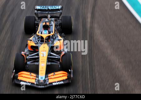 Miami, USA. 06.. Mai 2022. Daniel Ricciardo (AUS) McLaren MCL36. Miami Grand Prix, Freitag, 6.. Mai 2022. Miami International Autodrome, Miami, Florida, USA. Quelle: James Moy/Alamy Live News Stockfoto
