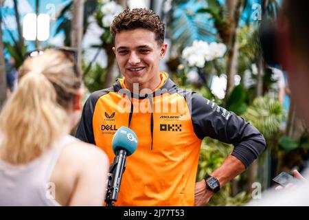 Miami Gardens, Florida, USA. 06.. Mai 2022. NORRIS Lando (gbr), McLaren F1 Team MCL36, Portrait während des Formel 1 Crypto.com Miami Grand Prix 2022, 5. Lauf der FIA Formel 1 Weltmeisterschaft 2022, auf dem Miami International Autodrome, vom 6. Bis 8. Mai 2022 in Miami Gardens, Florida, Vereinigte Staaten von Amerika - Photo Xavi Bonilla/DPPI Credit: DPPI Media/Alamy Live News Stockfoto