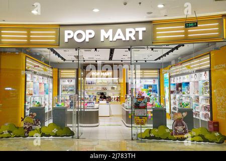 29. April 2022, Changzhou, Jiangsu, China: Die Pop-Mart-Läden werden in Changzhou eröffnet. (Bild: © Sheldon Cooper/SOPA Images via ZUMA Press Wire) Stockfoto