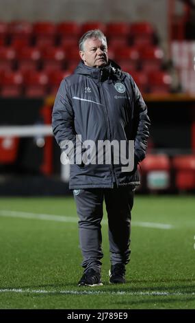 Crawley Manager John Yems gesehen während der EFL League zwei Spiel zwischen Swindon Town und Crawley Town auf dem Energy Check County Ground . 2.. Februar 2022 Stockfoto