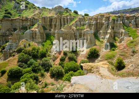 Kuladocia Felsformation, Feenkamin und Rock Hoodoo, natürliche geologische Formation in Manisa Kula Türkei. Stockfoto