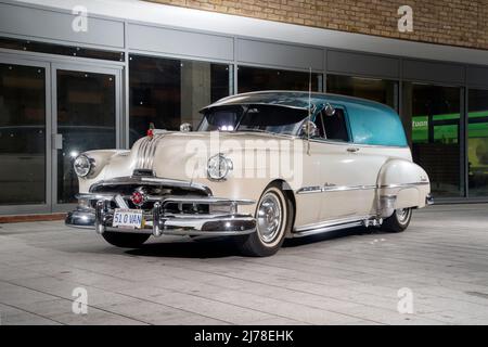 1961 Pontiac Lieferwagen Sedan - klassischer amerikanischer Transporter Stockfoto