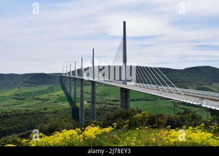 Viaduktlandschaft Millau in Südfrankreich Stockfoto