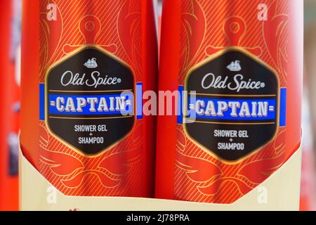 Tjumen, Russland-03. Mai 2022: Old Spice ist eine amerikanische Marke für männliche Pflegeprodukte. Selektiver Fokus Stockfoto