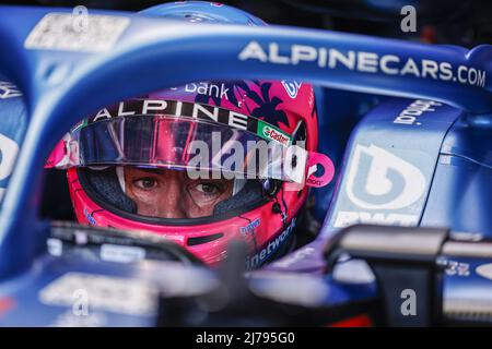 Miami Gardens, Florida, USA. 06.. Mai 2022. ALONSO Fernando (SPA), Alpine F1 Team A522, Portrait während des Formel 1 Crypto.com Miami Grand Prix 2022, 5. Runde der FIA Formel 1 Weltmeisterschaft 2022, auf dem Miami International Autodrome, vom 6. Bis 8. Mai 2022 in Miami Gardens, Florida, Vereinigte Staaten von Amerika - Foto: Xavi Bonilla/DPPI/LiveMedia Kredit: Independent Photo Agency/Alamy Live News Stockfoto