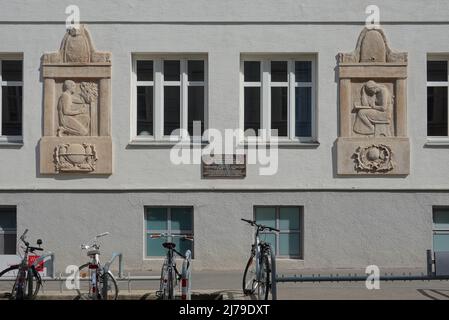 Wien, Albertgasse 38, Schulgebäude, ehemalige Schule für Fürsorgeausbildung von Ilse Arlt