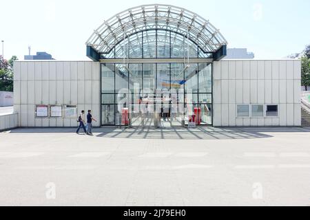 Wien, U-Bahn-Linie U3, Station Kendlerstraße // Wien, U-Bahn-Linie U3, Kendlerstraße Stockfoto