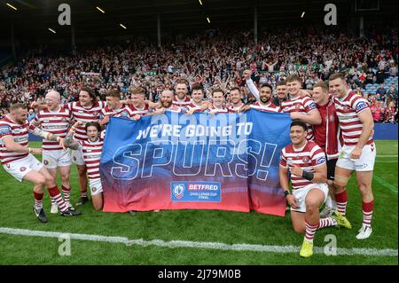 Leeds, England - 7.. Mai 2022 - Wigan Warriors-Spieler feiern das Finale. Rugby League Betfred Challenge Cup Halbfinale Wigan Warriors vs St. Helens im Elland Road Stadium, Leeds, Großbritannien Dean Williams Credit: Dean Williams/Alamy Live News Stockfoto