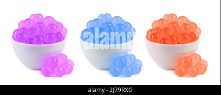Tapioka Perlen für Bubble Tea isoliert auf weißem Hintergrund. Tapioka-Fruchtperlen in einer Schüssel mischen. Stockfoto