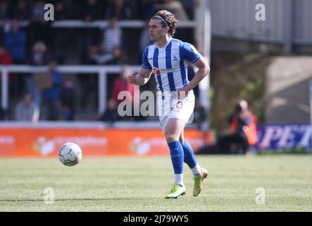 HARTLEPOOL, GROSSBRITANNIEN. MAI 7. Reagan Ogle von Hartlepool United während des Spiels der Sky Bet League 2 zwischen Hartlepool United und Colchester United am Samstag, den 7.. Mai 2022 im Victoria Park, Hartlepool. (Kredit: Michael Driver | MI Nachrichten) Kredit: MI Nachrichten & Sport /Alamy Live Nachrichten Stockfoto