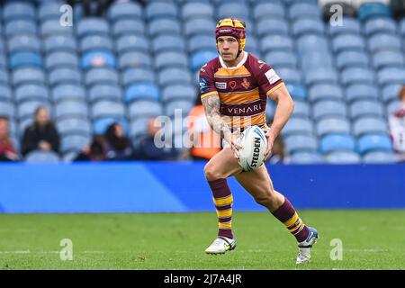 Theo Fages (7) von Huddersfield Giants in Aktion Stockfoto