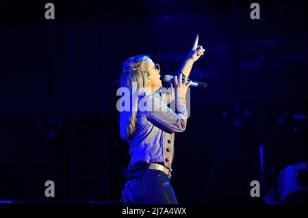 Wien, Österreich. 27. Juni 2015. Anastacia spielt am 27. Juni 2015 auf der Bühne des Donauinselfestivals in Wien Stockfoto