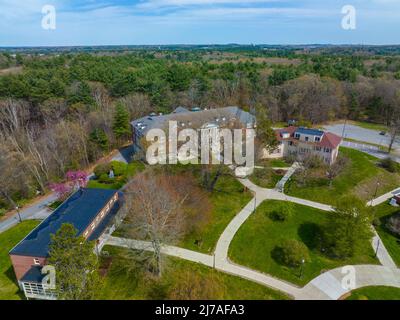 Middlesex Community College Bedford Campus Luftaufnahme in 591 Springs Road in der Stadt Bedford, Massachusetts, USA. Stockfoto