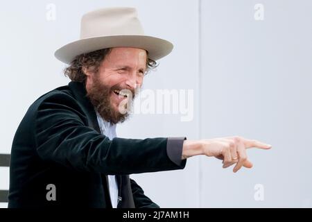 Lorenzo Cherubini aka Jovanotti bei der FOCUS Foundation in Neapel 7. Mai 2022, um sein und Nicola Crocettis Buch "Poesie da Spiaggia" zu präsentieren. Stockfoto