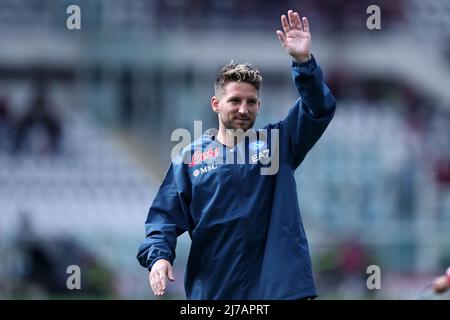 Turin, Italien. 07.. Mai 2022. Dries Mertens von SSC Napoli feiert nach dem Sieg in der Serie Ein Spiel zwischen Turin FC und SSC Napoli im Stadio Olimpico am 7. Mai 2022 in Turin, Italien. Quelle: Marco Canoniero/Alamy Live News Stockfoto