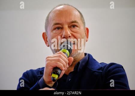 Modena, Italien. 07.. Mai 2022. Modena, Italien. 07.. Mai 2022. Vortrag über Pier Paolo Pasolini von Davide Toffolo und Gian Mario Villa, Modena 7. Mai 2022. Kredit: Fadege/Alamy Live Nachrichten Kredit: Fadege/Alamy Live Nachrichten Stockfoto