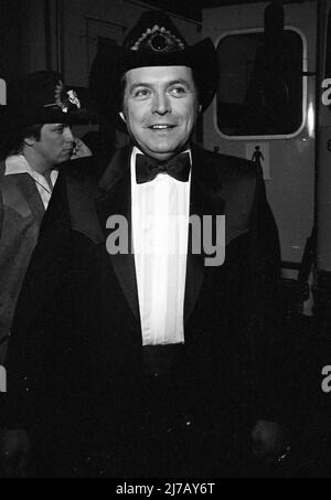 **DATEI FOTO** Mickey Gilley ist verstorben. Mickey Gilley um die 1980er Jahre Credit: Ralph Dominguez/MediaPunch Stockfoto