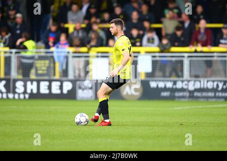 The EnviroVent Stadium, Harrogate, England - 7.. Mai 2022 Nathan Sheron (14) von Harrogate - während des Spiels Harrogate gegen Sutton, EFL League 2, 2021/22, im EnviroVent Stadium, Harrogate, England - 7.. Mai 2022 Credit: Arthur Haigh/WhiteRoseFotos/Alamy Live News Stockfoto