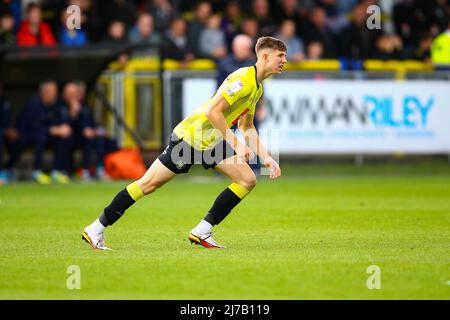 The EnviroVent Stadium, Harrogate, England - 7.. Mai 2022 Josh Austerfield (19) von Harrogate - während des Spiels Harrogate gegen Sutton, EFL League 2, 2021/22, im EnviroVent Stadium, Harrogate, England - 7.. Mai 2022 Credit: Arthur Haigh/WhiteRoseFotos/Alamy Live News Stockfoto