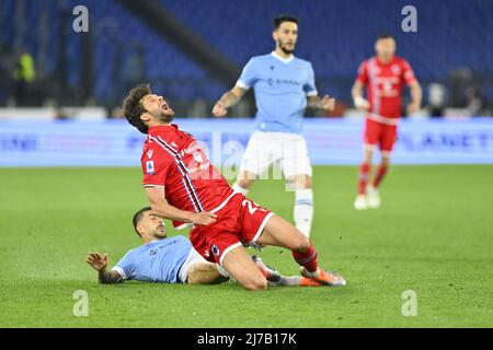 Bartosz Bereszynski von U.C. Sampdoria und Mattia Zaccagni von SS LAZIO während der 36. Tag der Serie A Meisterschaft zwischen SS Lazio gegen U.C. Sampdoria am 7.. Mai 2022 im Stadio Olimpico in Rom, Italien. Stockfoto