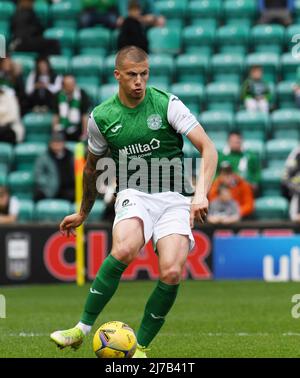 Easter Road Stadium, Edinburgh.Schottland Großbritannien. 7.. Mai 22 Hibernian gegen Aberdeen Cinch Premiership Match .Hibs' Defender, Harry Clarke Credit: eric mccowat/Alamy Live News Stockfoto