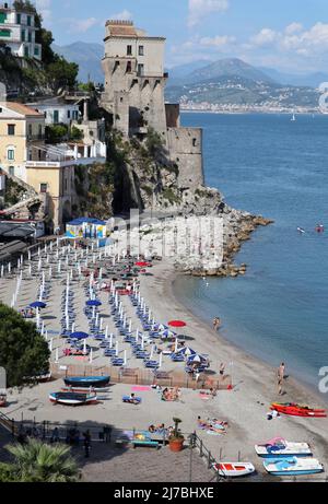 Cetara - Panorama della spiaggia dalla strada costiera Stockfoto