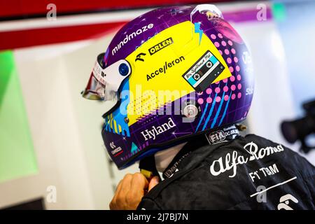 BOTTAS Valtteri (FIN), Alfa Romeo F1 Team ORLEN C42, Portraithelm, Kasque, während des Formel 1 Crypto.com Miami Grand Prix 2022, 5. Lauf der FIA Formel 1 Weltmeisterschaft 2022, auf dem Miami International Autodrome, vom 6. Bis 8. Mai 2022 in Miami Gardens, Florida, Vereinigte Staaten von Amerika - Foto: Florent Gooden/DPPI/LiveMedia Stockfoto