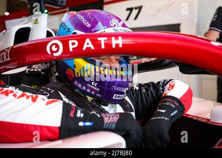 BOTTAS Valtteri (FIN), Alfa Romeo F1 Team ORLEN C42, Portraithelm, Kasque, während des Formel 1 Crypto.com Miami Grand Prix 2022, 5. Lauf der FIA Formel 1 Weltmeisterschaft 2022, auf dem Miami International Autodrome, vom 6. Bis 8. Mai 2022 in Miami Gardens, Florida, Vereinigte Staaten von Amerika - Foto: Florent Gooden/DPPI/LiveMedia Stockfoto