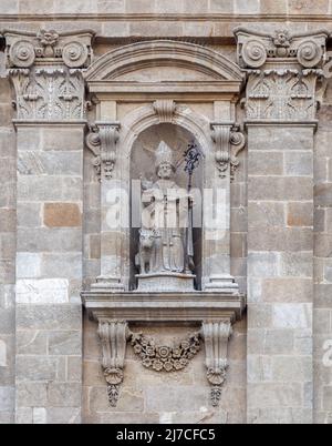 Statue auf der St. Mary's Cathedral in Lugo Stockfoto