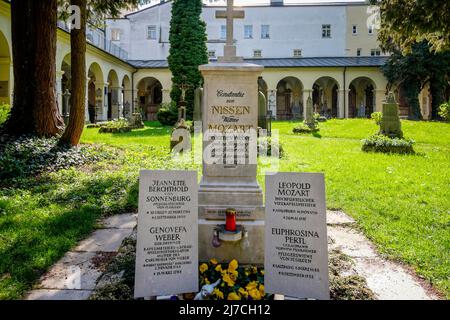 Grab von Constanze Mozart, erste Ehefrau von Wolfgang Amadeus Mozart, Friedhof St. Sebastian, Salzburg, Österreich. Stockfoto