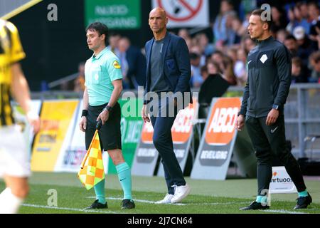 Rotterdam, Niederlande, 8. Mai 2022 ARNHEM - Vitesse-Trainer Thomas Letsch während des niederländischen Eredivisie-Spiels zwischen Vitesse und sc Heerenveen beim Gelredome am 8. Mai 2022 in Arnhem, Niederlande. ANP JEROEN PUTMANS Stockfoto