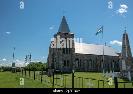 Unsere Liebe Frau von der Annahme, die Römisch-katholische Kirche in 1907, Kaposvar Historic Site, 5 km südlich von Esterhazy, Saskatchewan, Kanada. Stockfoto