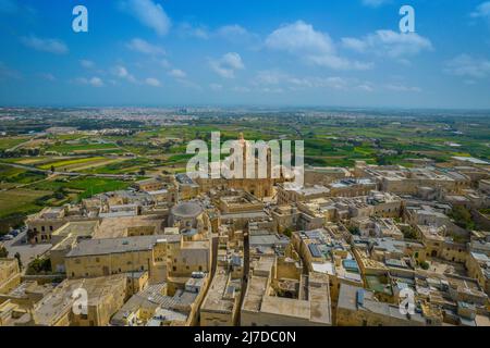 Luftpanorama der Stadt Mdina Festung in Malta auch als Stille Stadt. Alte mittelalterliche ummauerte Stadt - die alte Hauptstadt von Malta Stockfoto