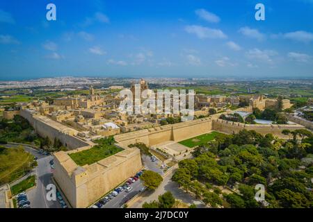 Luftpanorama der Stadt Mdina Festung in Malta auch als Stille Stadt. Alte mittelalterliche ummauerte Stadt - die alte Hauptstadt von Malta Stockfoto