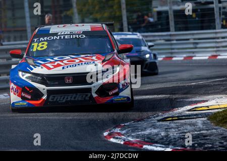 Pau, Frankreich - 08/05/2022, 18 MONTEIRO Tiago (PRT,) Équipe LIQUI MOLY Engstler, Honda Civic Type R TCR, Aktion während des WTCR - Race of France 2022, 1. Runde des FIA World Touring Car Cup 2022, vom 7. Bis 8. Mai in Pau, Frankreich - Foto Damien Doumergue / DPPI Stockfoto