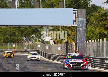 Pau, Frankreich, 08/05/2022, 18 MONTEIRO Tiago (PRT,) Ã&#x89;quipe LIQUI MOLY Engstler, Honda Civic Type R TCR, Action während des WTCR - Race of France 2022, 1. Runde des FIA World Touring Car Cup 2022, vom 7. Bis 8. Mai in Pau, Frankreich - Foto: Gregory Lenormand/DPPI/LiveMedia Stockfoto