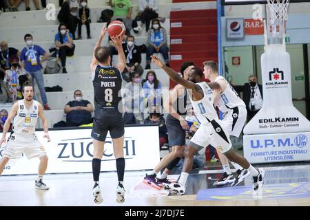 PalaRadi, Cremona, Italien, 08. Mai 2022, Giuseppe Poeta (Vanoli Cremona) während der Vanoli Basket Cremona gegen Dolomiti Energia Trentino - Italienische Basketball A Serie Championship Stockfoto